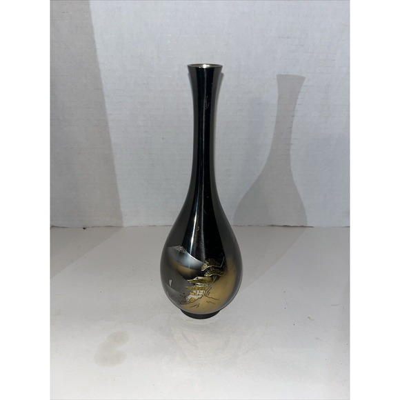 Vintage Japanese Etched Metal/Gold  9" vase mountain‎ etched. - Picture 1 of 3